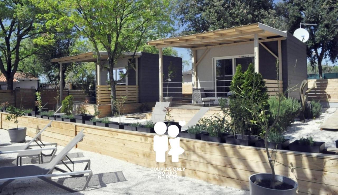 Boutique Mobile Homes Ulikarovinj (Adults Only) Екстер'єр фото